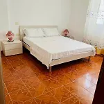 Ylli Lungomare Apartment Nr 11
