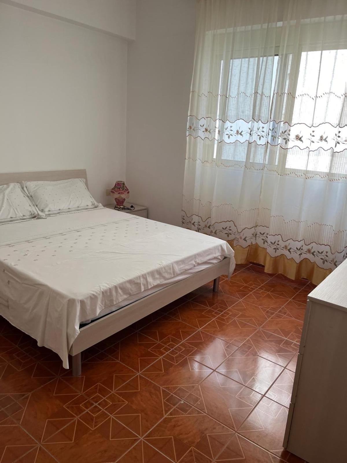 Ylli Lungomare Nr 11 Apartament *