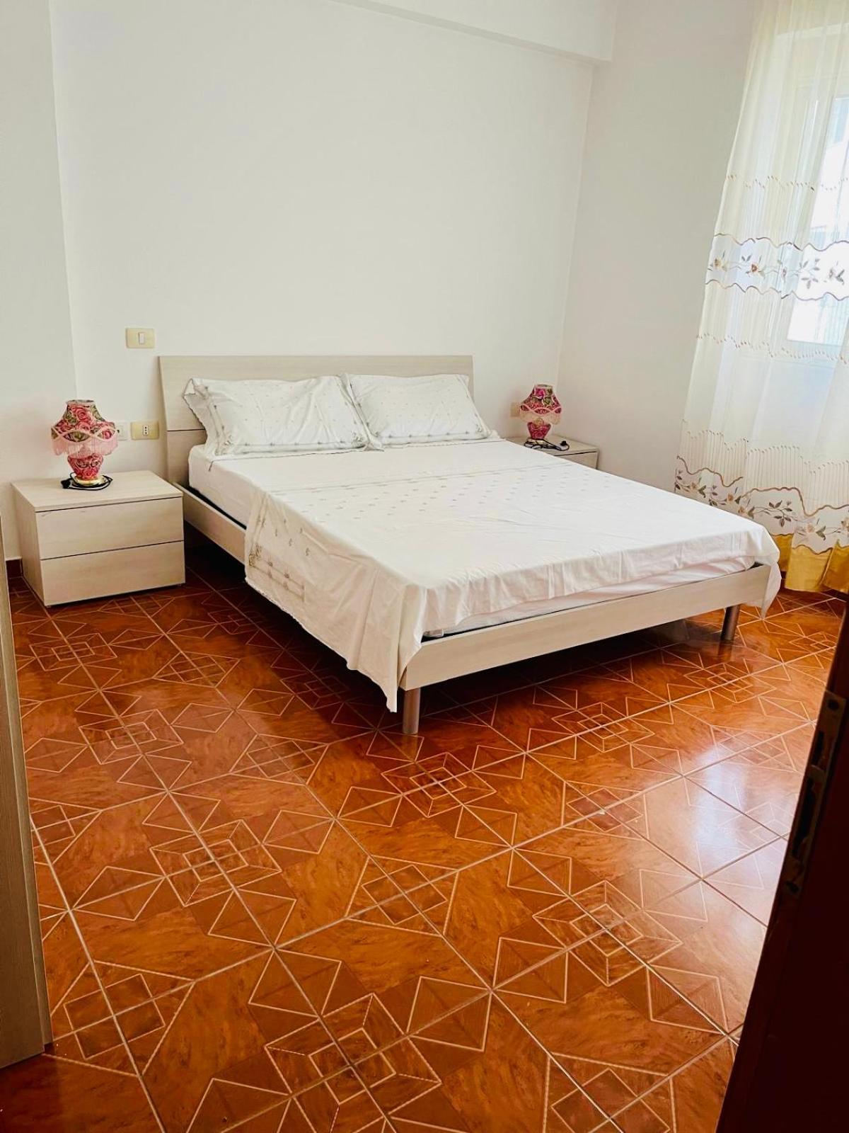 Apartament Ylli Lungomare Nr 11